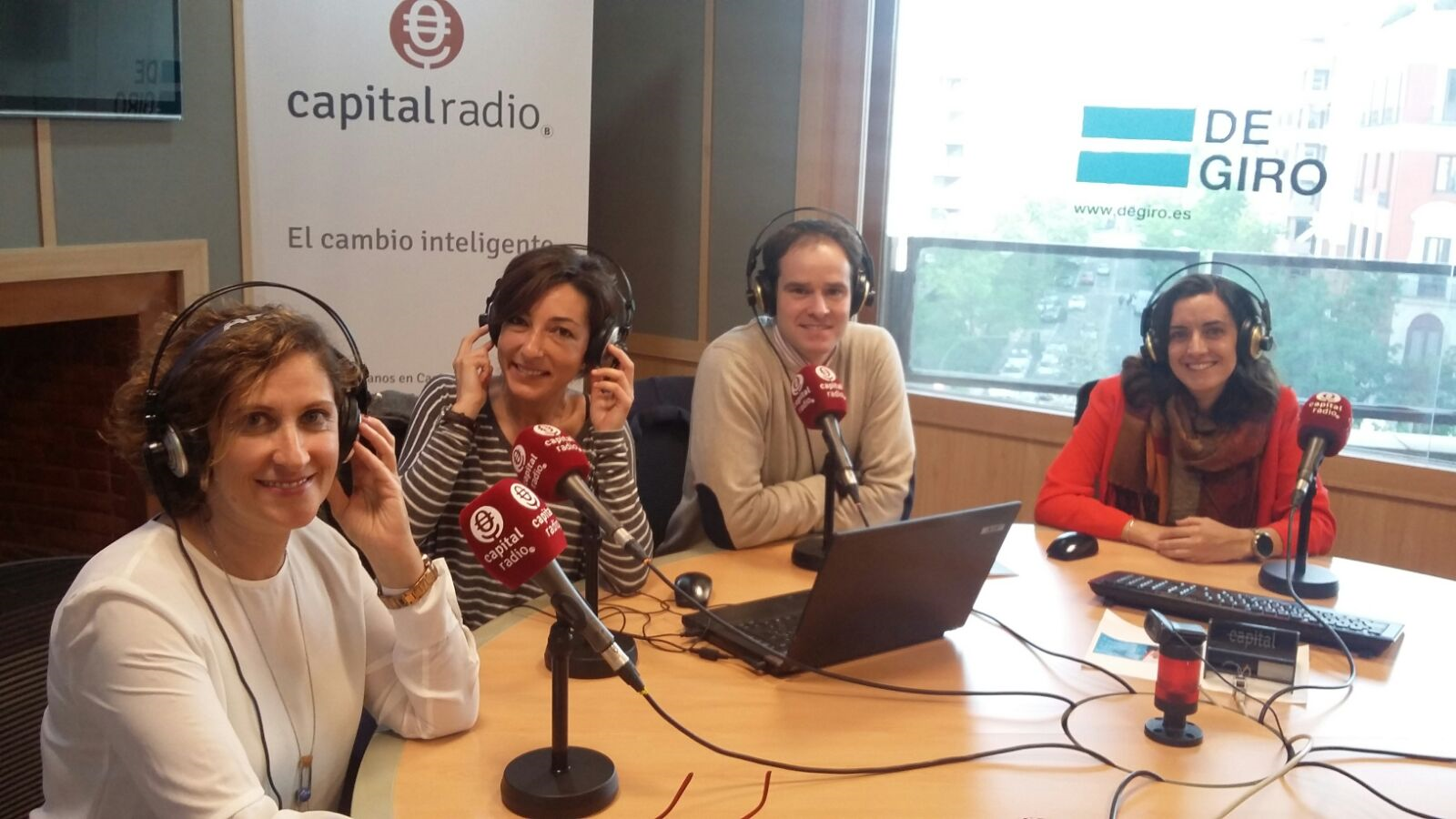 De izquierda a derecha: Rossana García (Gradocell), Isabel Mirones (Biodan), Carlos Cosculluela (Fundación DRO) y Eva Martín (Kinrel)
